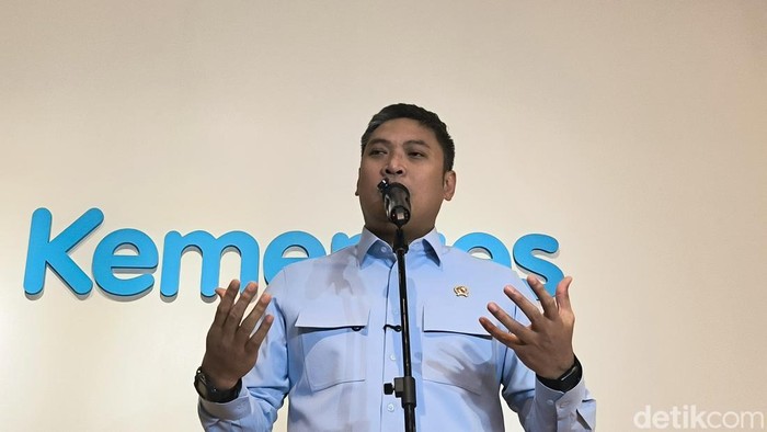 Satu Keluarga Keracunan MBG, Kepala BGN Sebut Makanan Dibawa Pulang